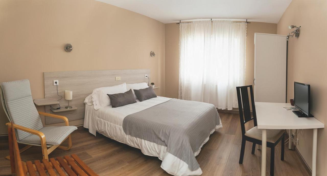 Hotel Voar Ribadeo Ngoại thất bức ảnh