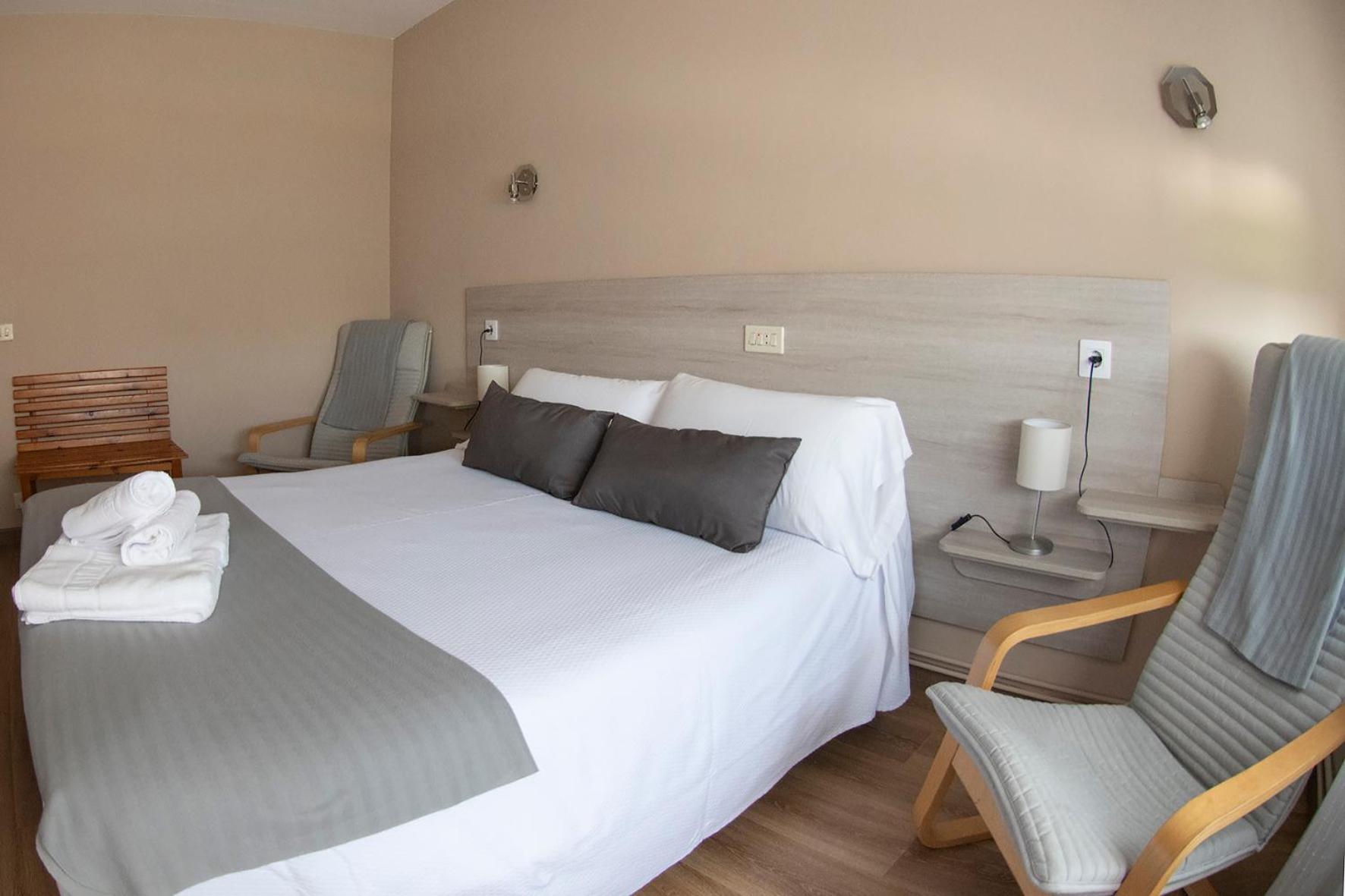 Hotel Voar Ribadeo Ngoại thất bức ảnh